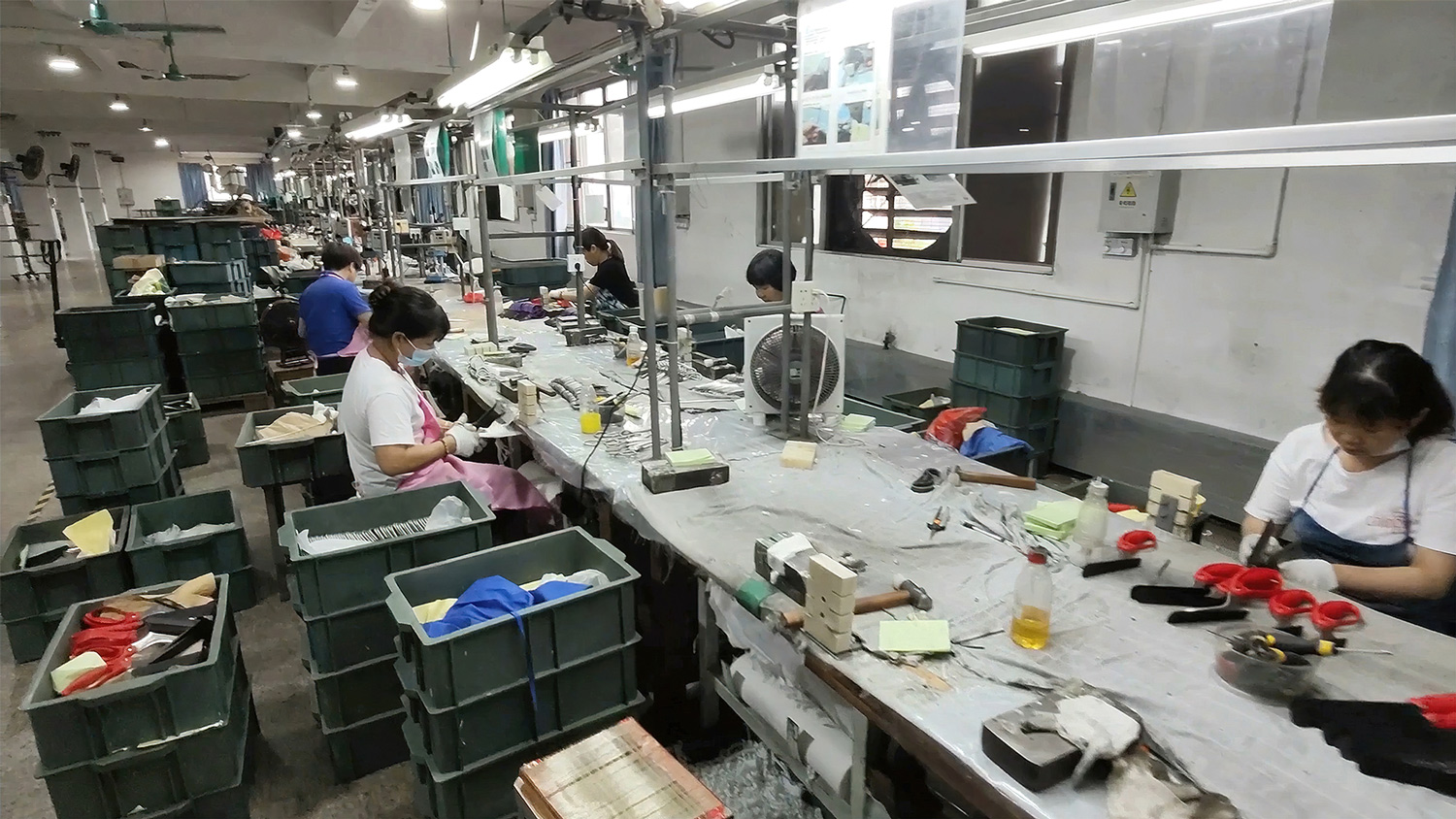 Kitchen-Scissor-Factory-11